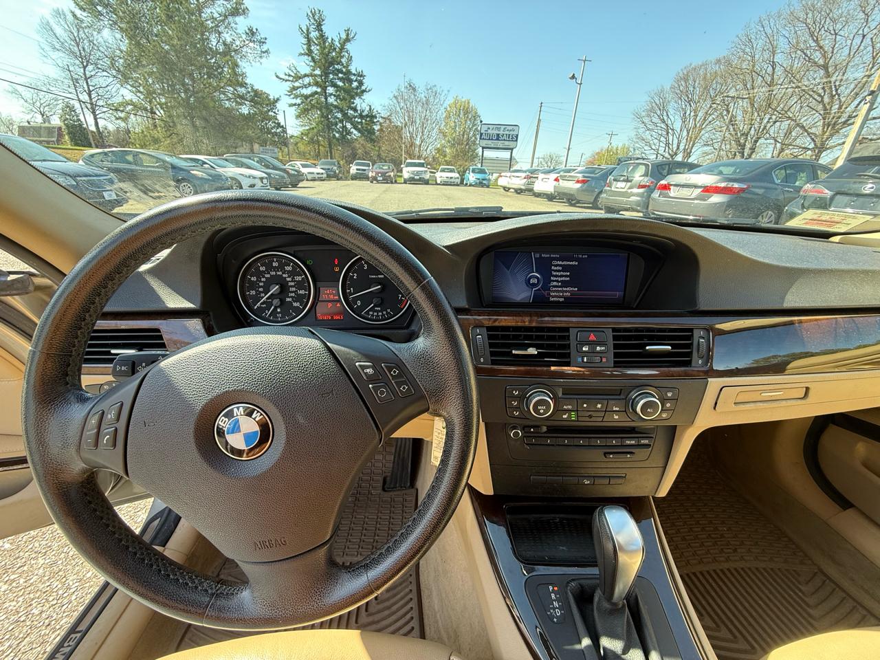 BMW 3-Series 328i xDrive 2011