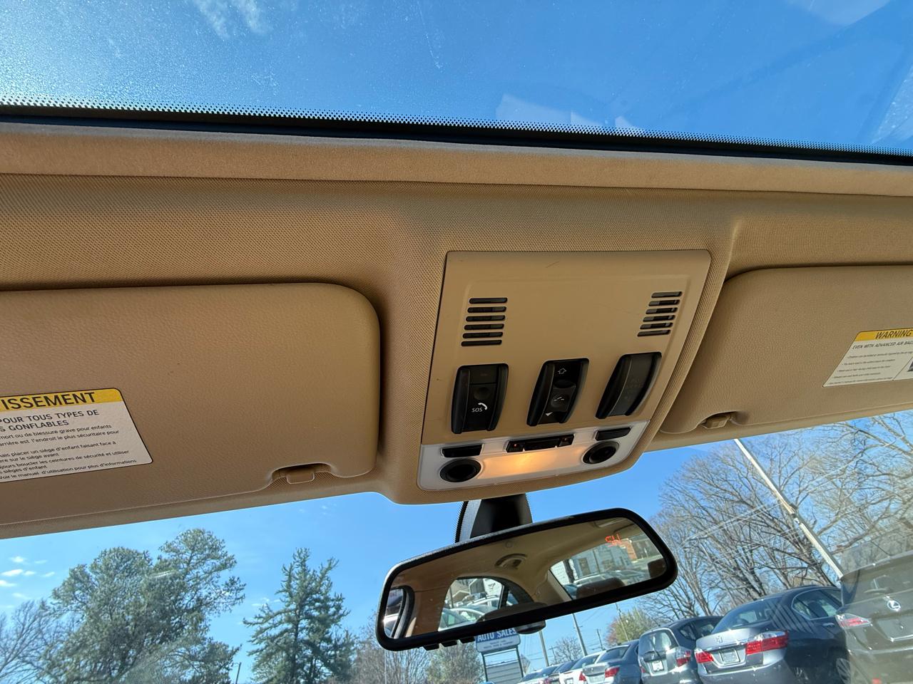 BMW 3-Series 328i xDrive 2011