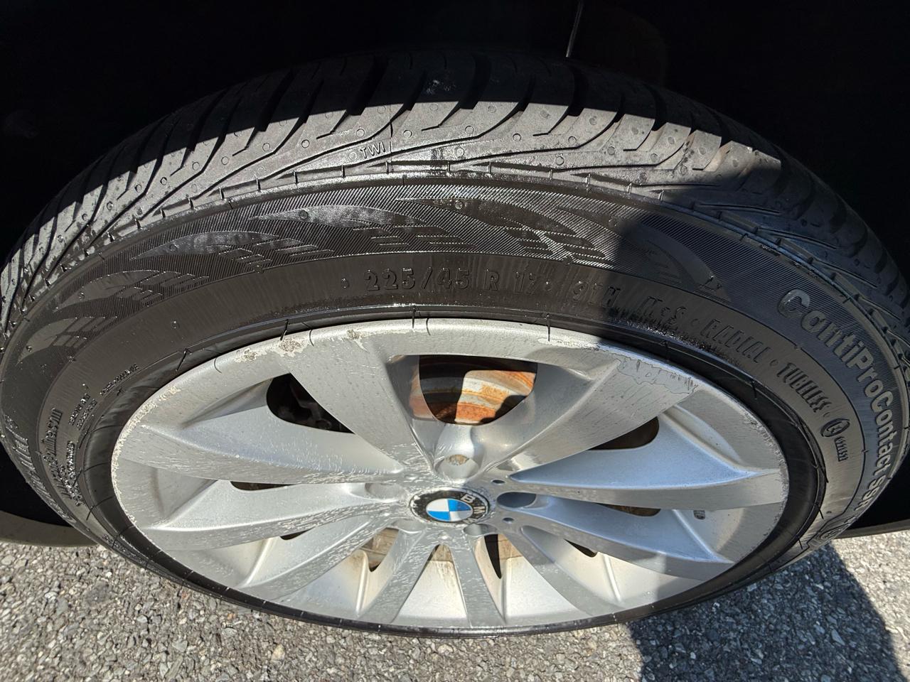 BMW 3-Series 328i xDrive 2011