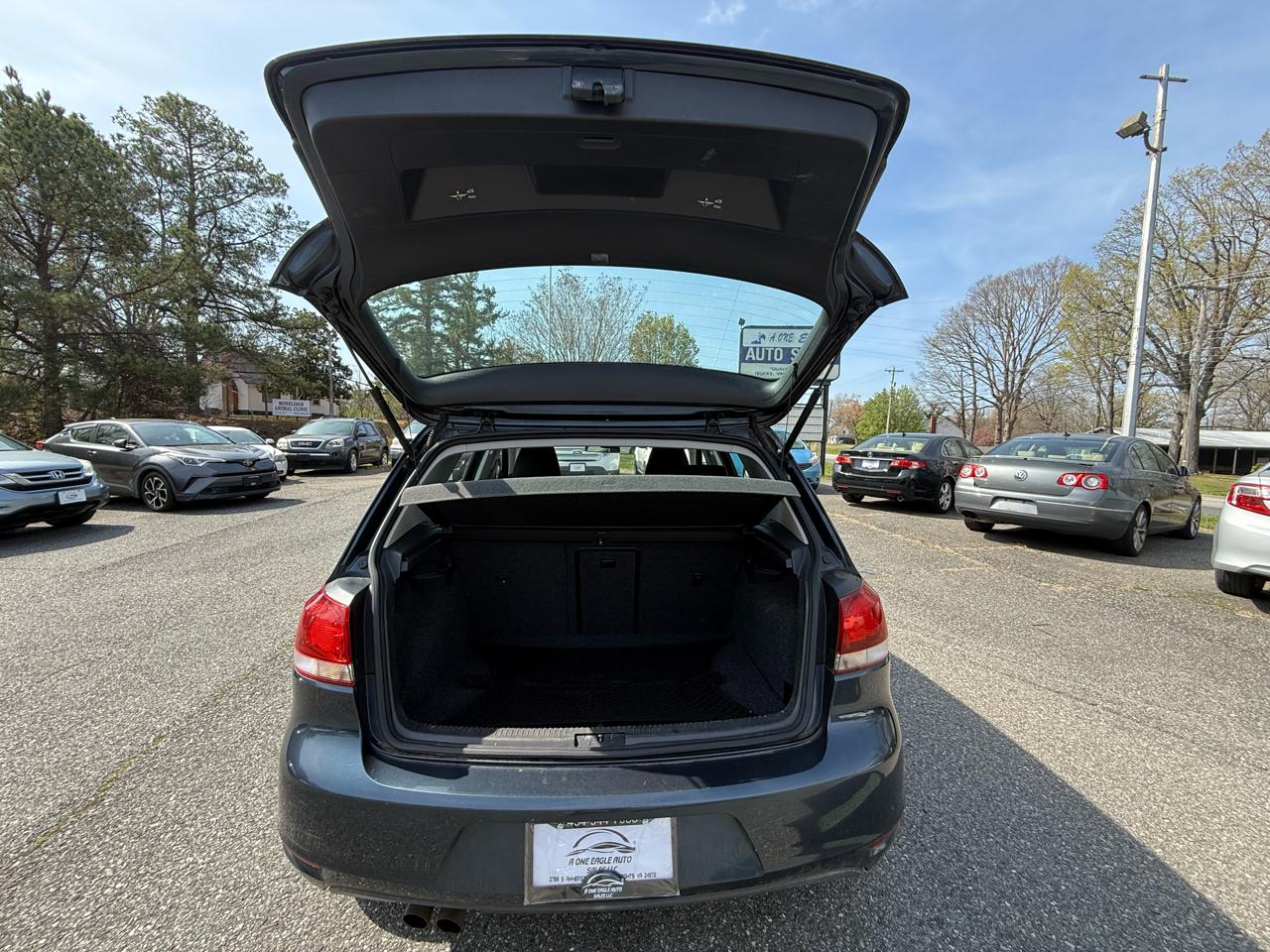 Volkswagen Golf 2.5L Conv & Sunroof 4 Door PZEV 2013