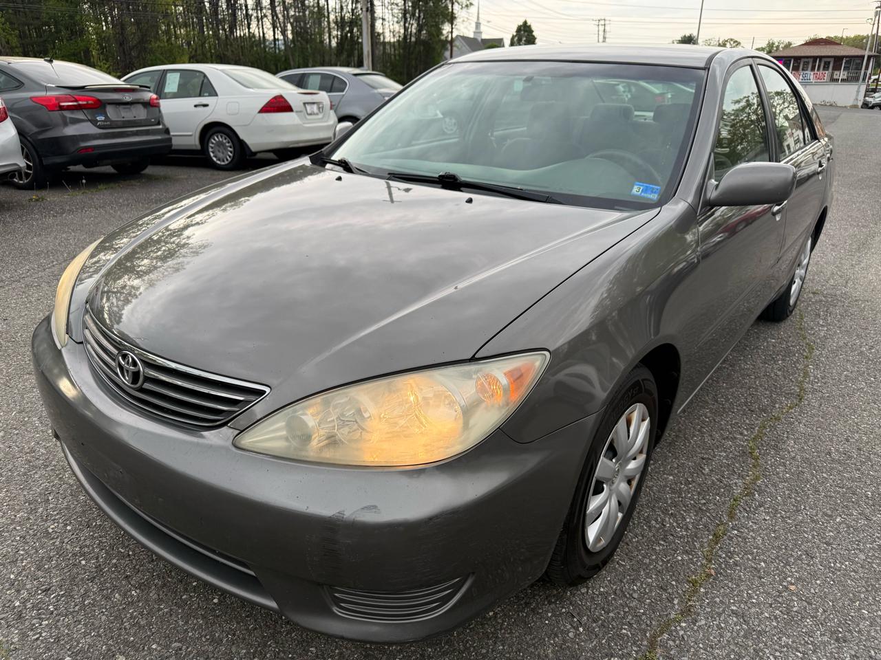Toyota Camry LE 4D Sedan 2006
