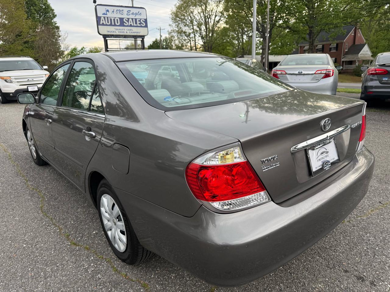 Toyota Camry LE 4D Sedan 2006