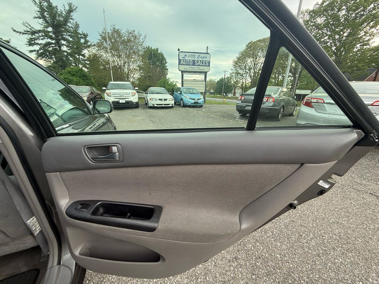 Toyota Camry LE 4D Sedan 2006