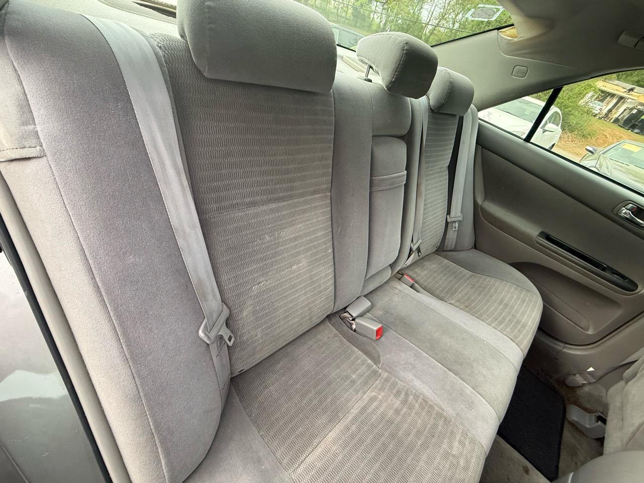 Toyota Camry LE 4D Sedan 2006