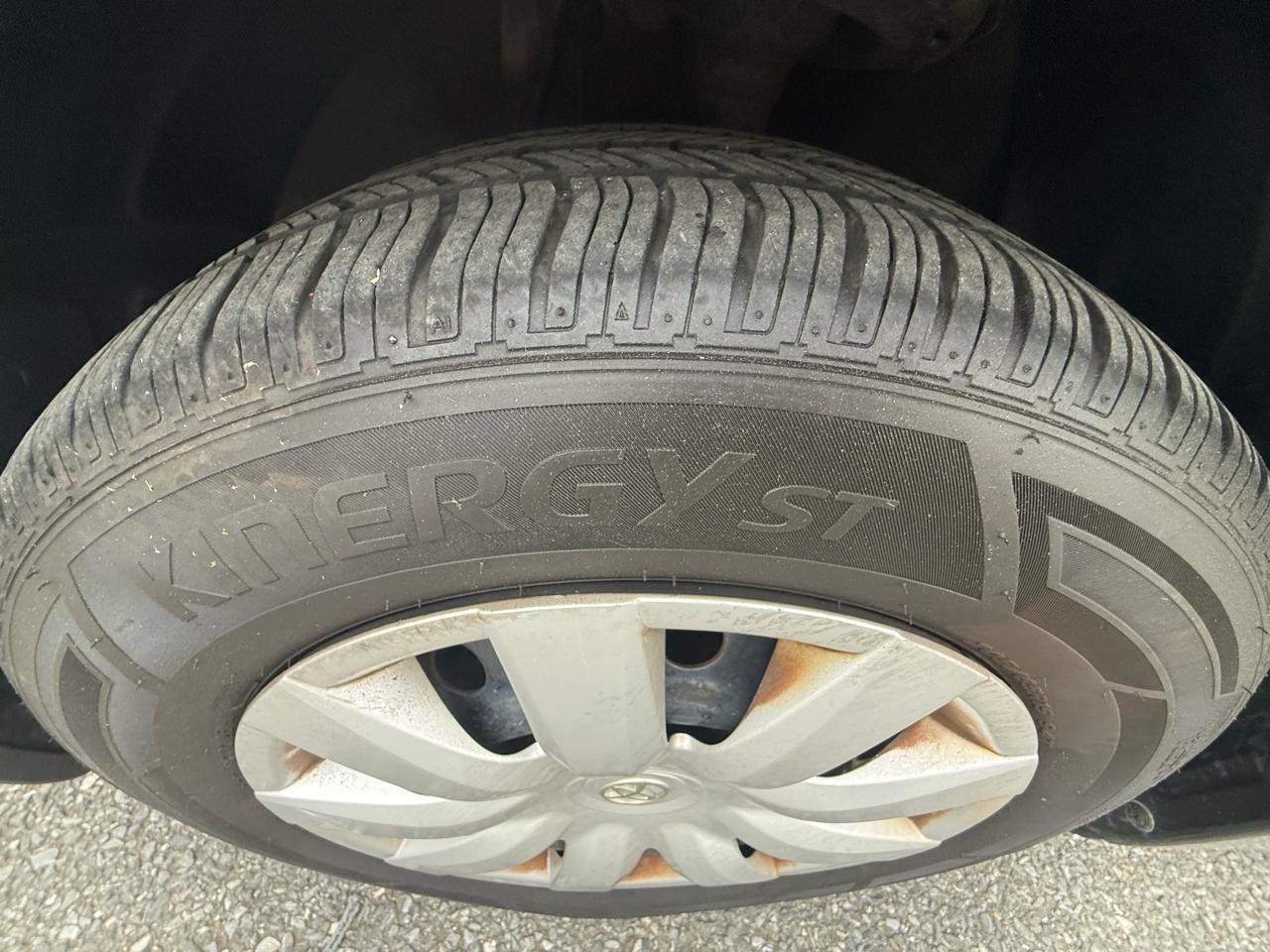 Toyota Camry LE 4D Sedan 2006