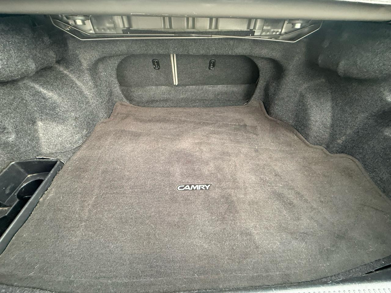 Toyota Camry LE 4D Sedan 2006