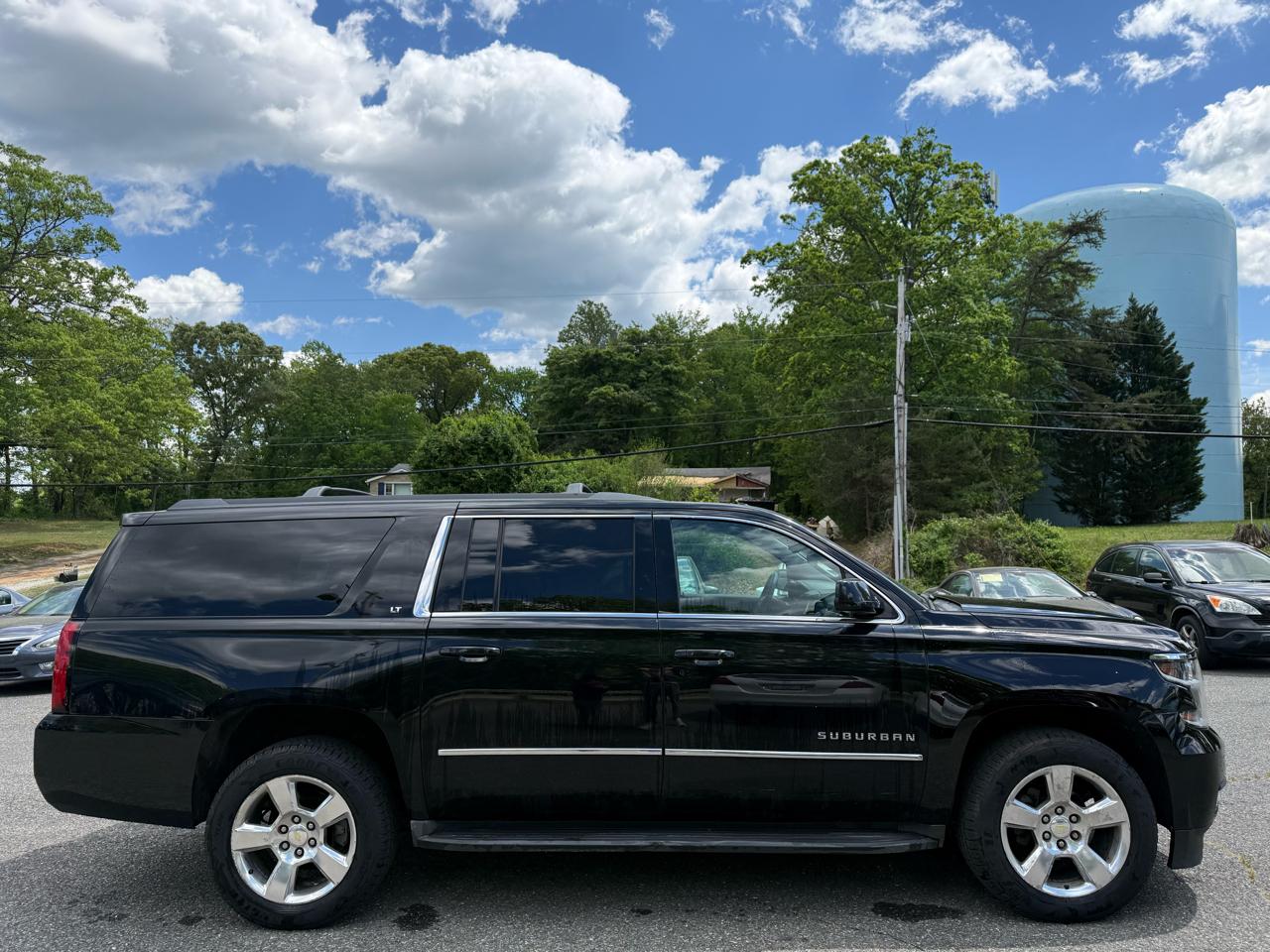 Chevrolet Suburban LT 4WD 2016
