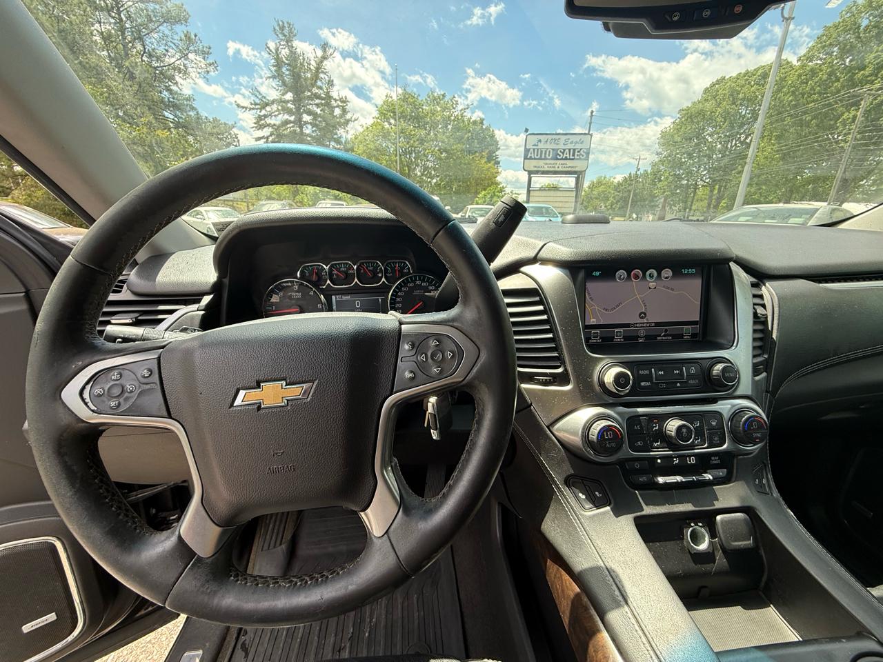 Chevrolet Suburban LT 4WD 2016