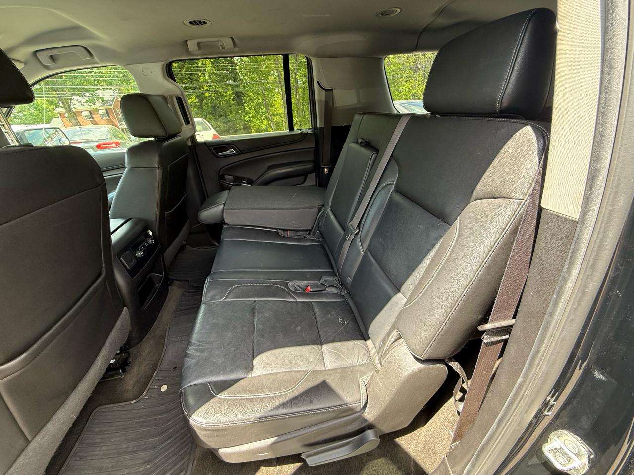 Chevrolet Suburban LT 4WD 2016