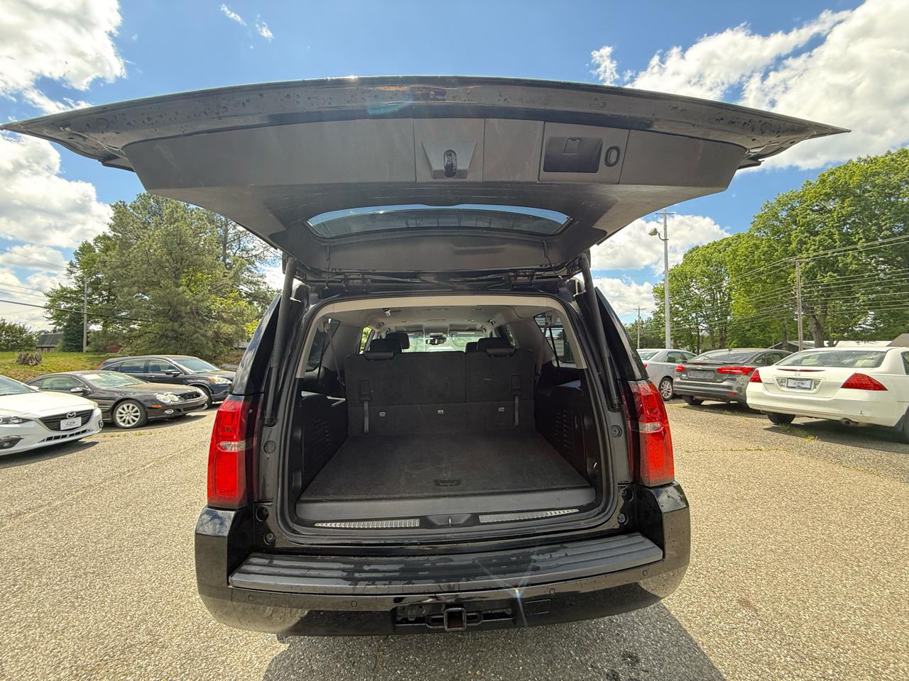 Chevrolet Suburban LT 4WD 2016