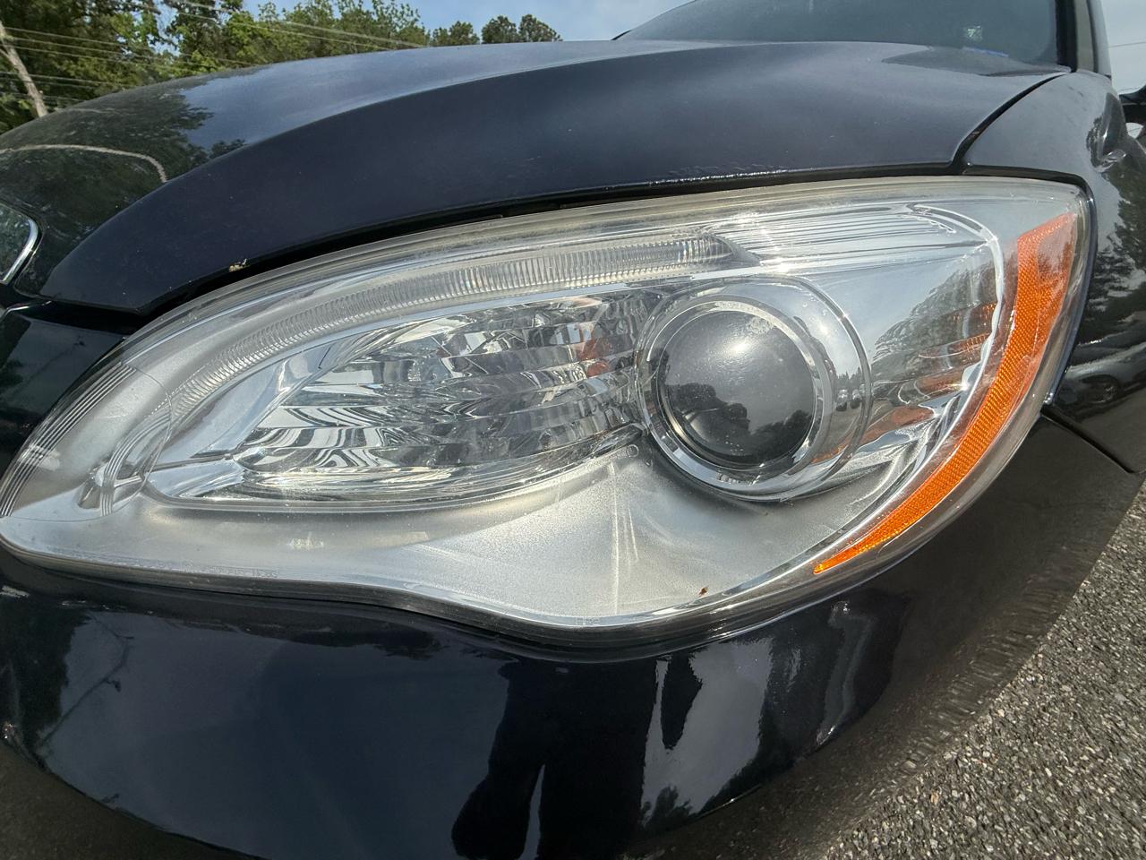 Chrysler 200 Touring 2012