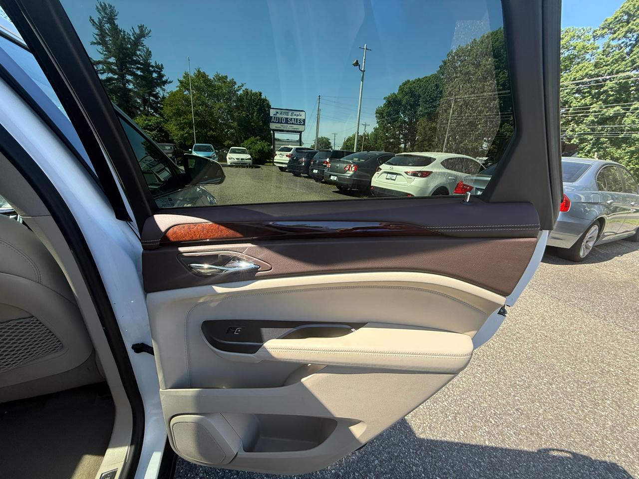 Cadillac SRX Luxury Collection FWD 2015