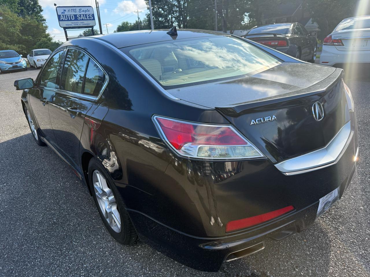 Acura TL 5-Speed AT 2009