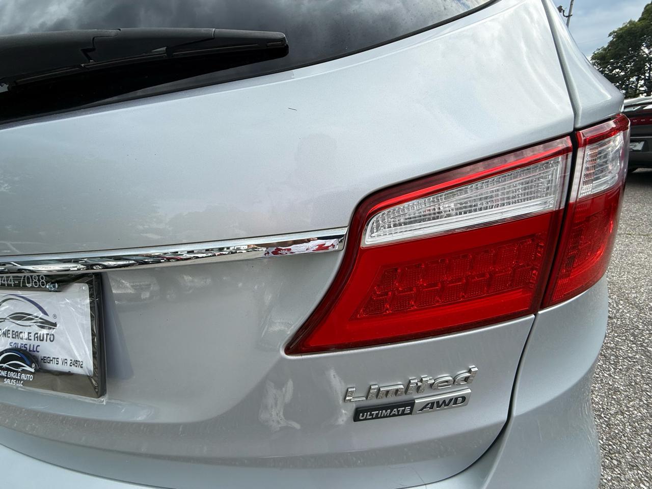 Hyundai Santa Fe SE w/Ultimate Package AWD 2016