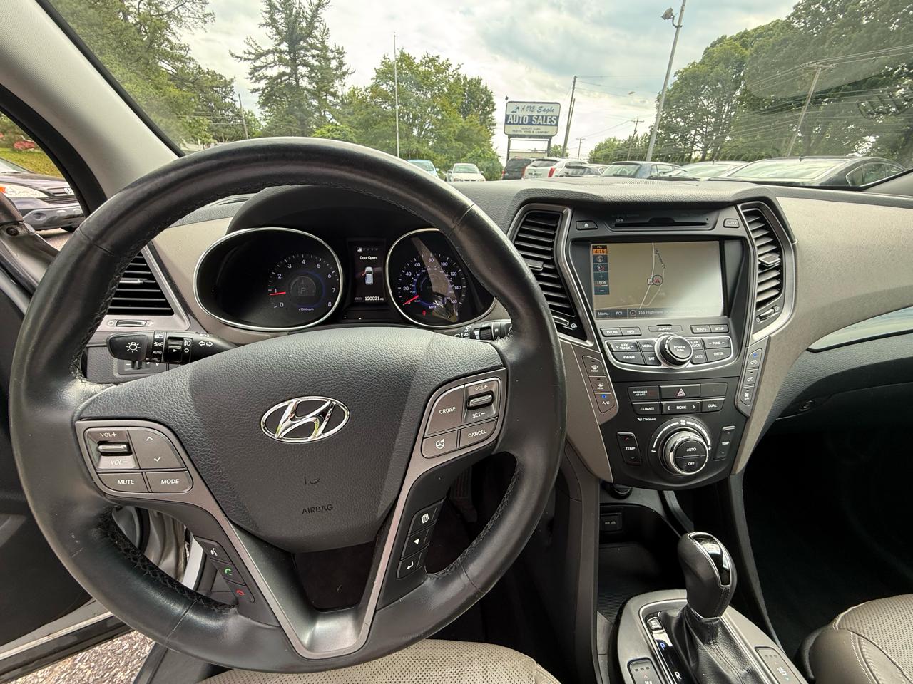 Hyundai Santa Fe SE w/Ultimate Package AWD 2016