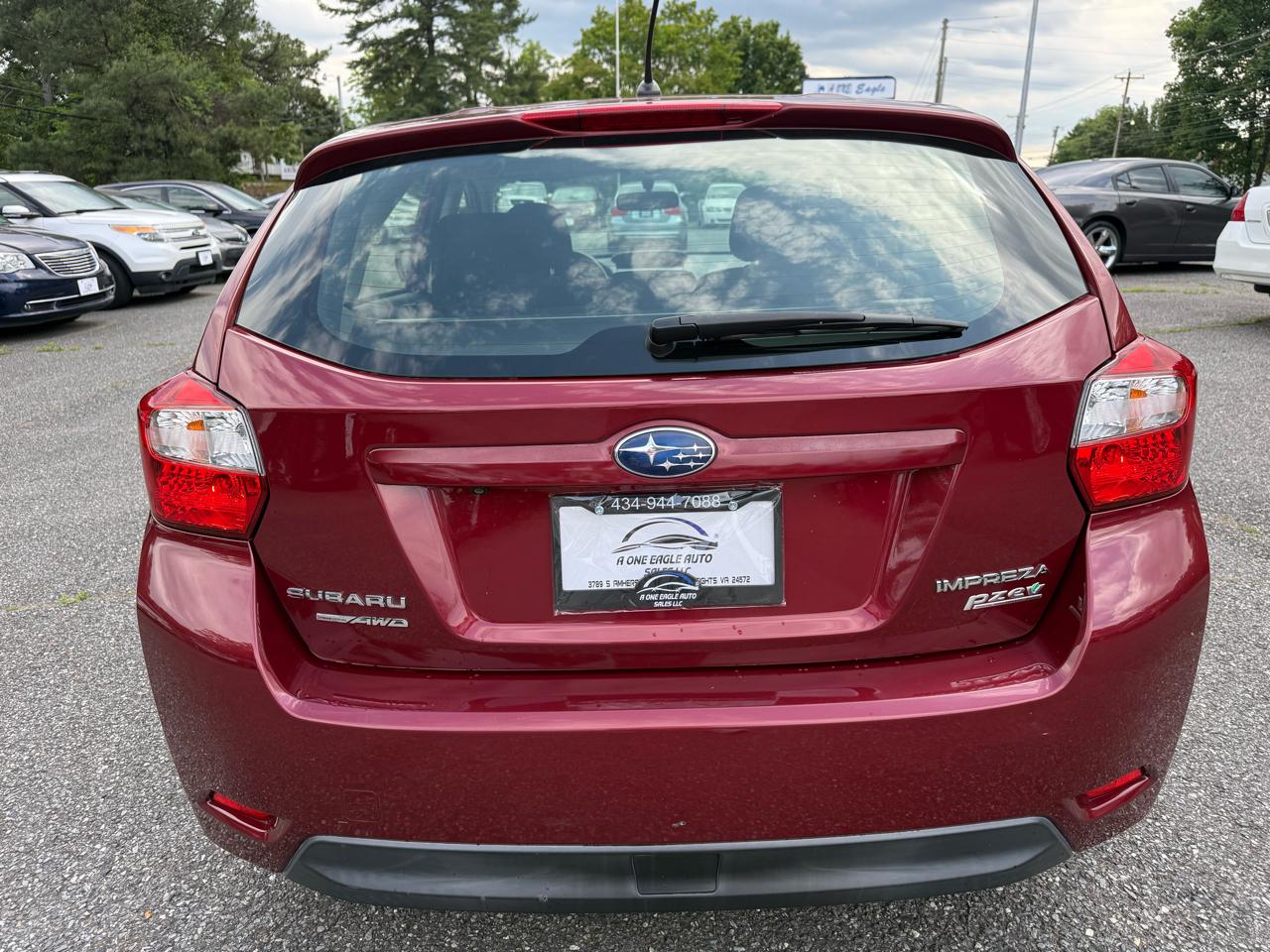 Subaru Impreza 2.0i Premium PZEV 5-Door 2016