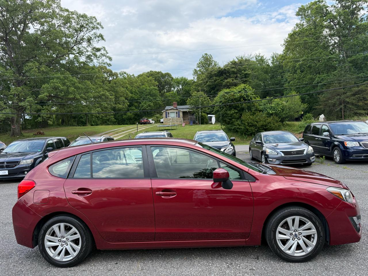 Subaru Impreza 2.0i Premium PZEV 5-Door 2016