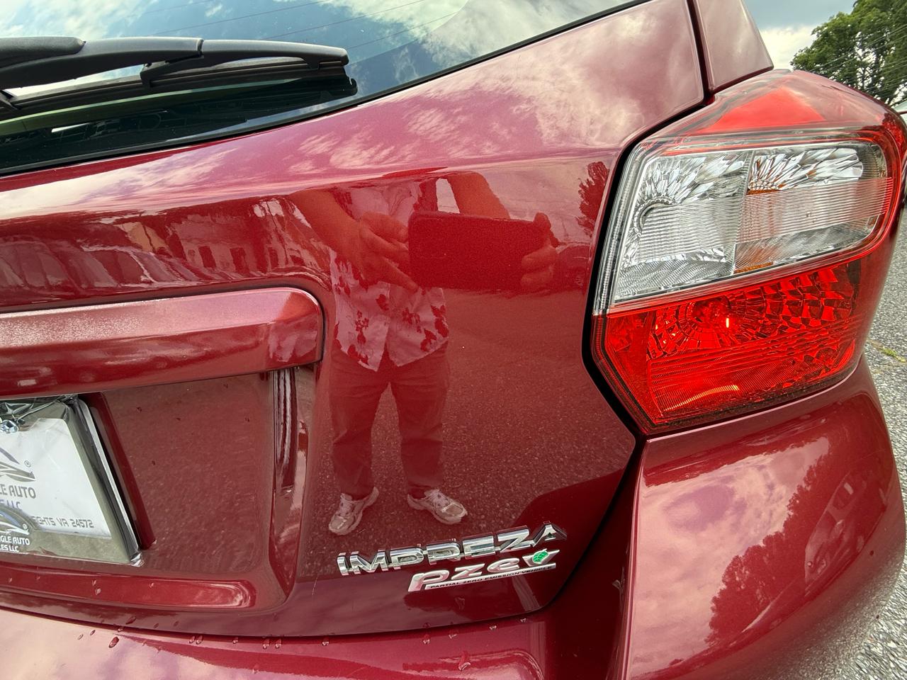 Subaru Impreza 2.0i Premium PZEV 5-Door 2016