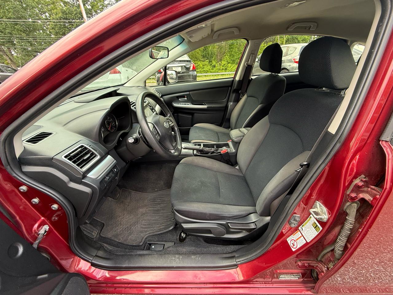 Subaru Impreza 2.0i Premium PZEV 5-Door 2016