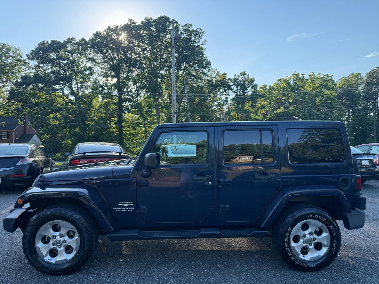 Jeep Wrangler Unlimited Sahara 4WD 2013