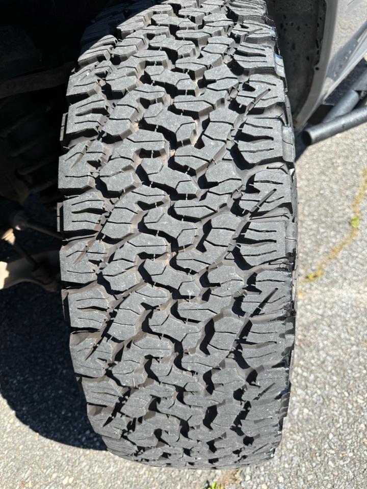 RAM 1500 4WD Crew Cab 140.5" Big Horn 2011