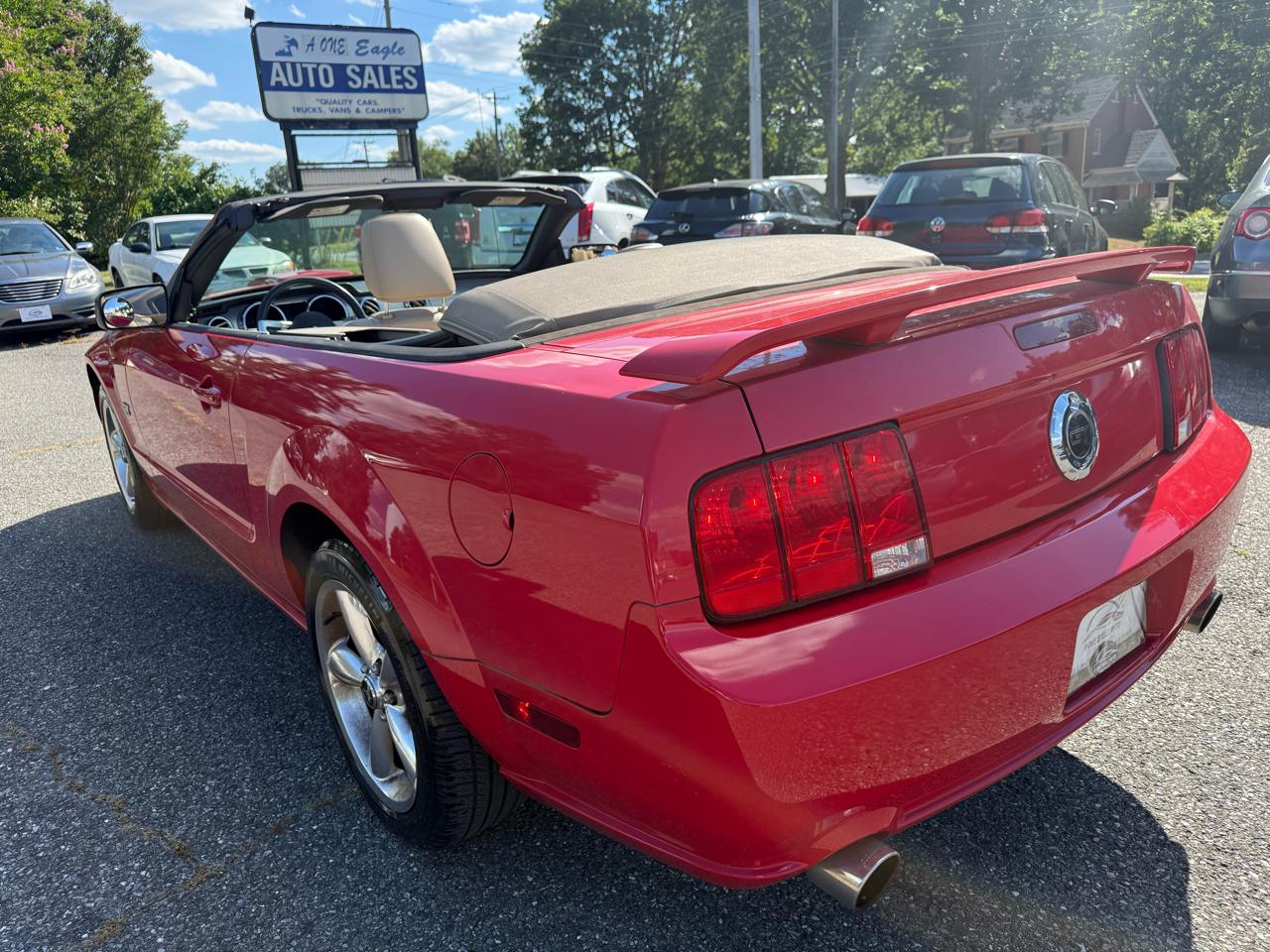 Ford Mustang GT Deluxe Convertible 2007