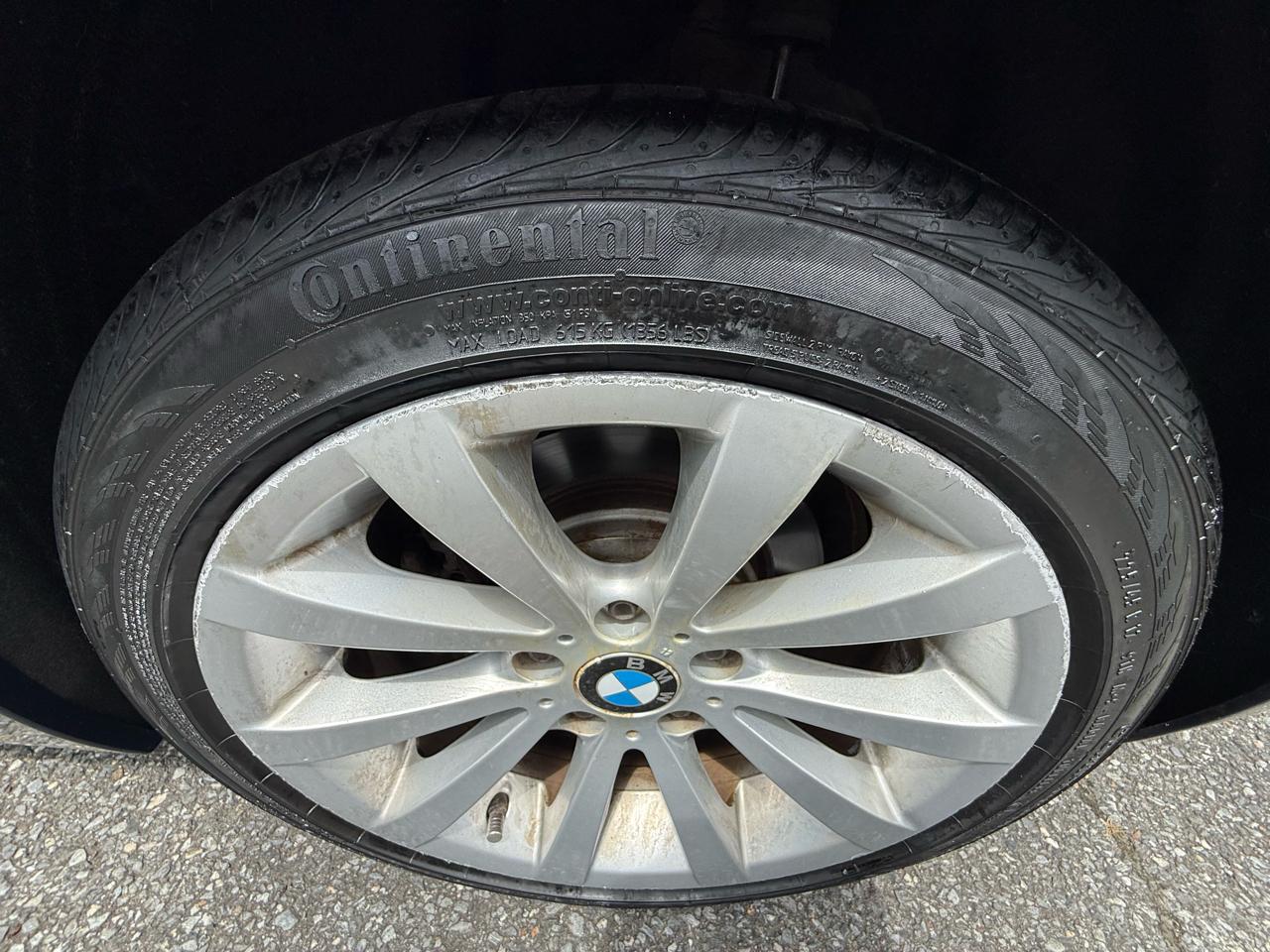 BMW 3-Series 328i xDrive 2011