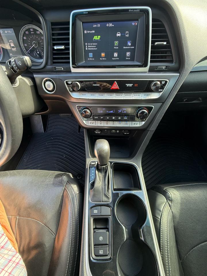 Hyundai Sonata Limited 4D Sedan 2.4 2018