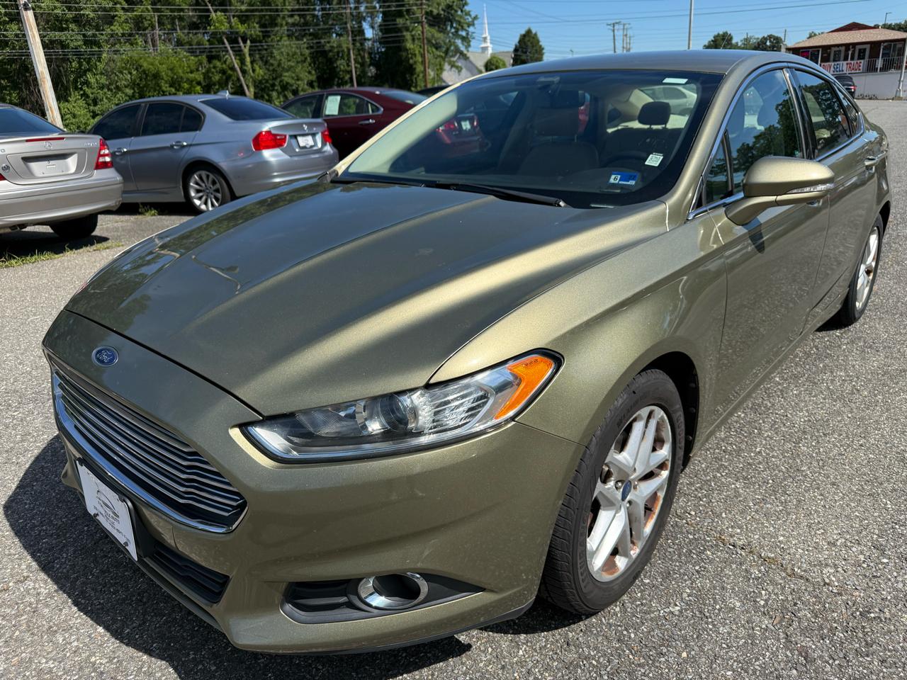 Ford Fusion SE 2013