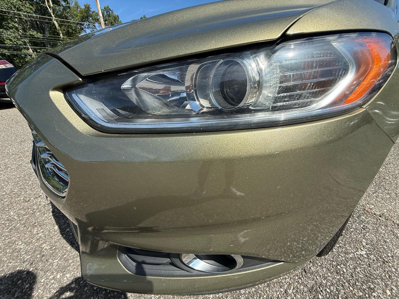 Ford Fusion SE 2013