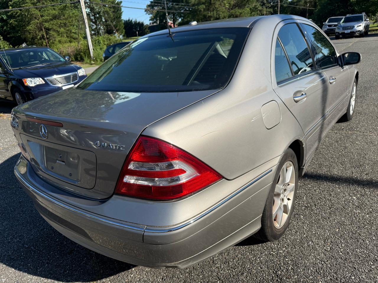 Mercedes-Benz C-Class C280 Luxury Sedan 4Matic 2007