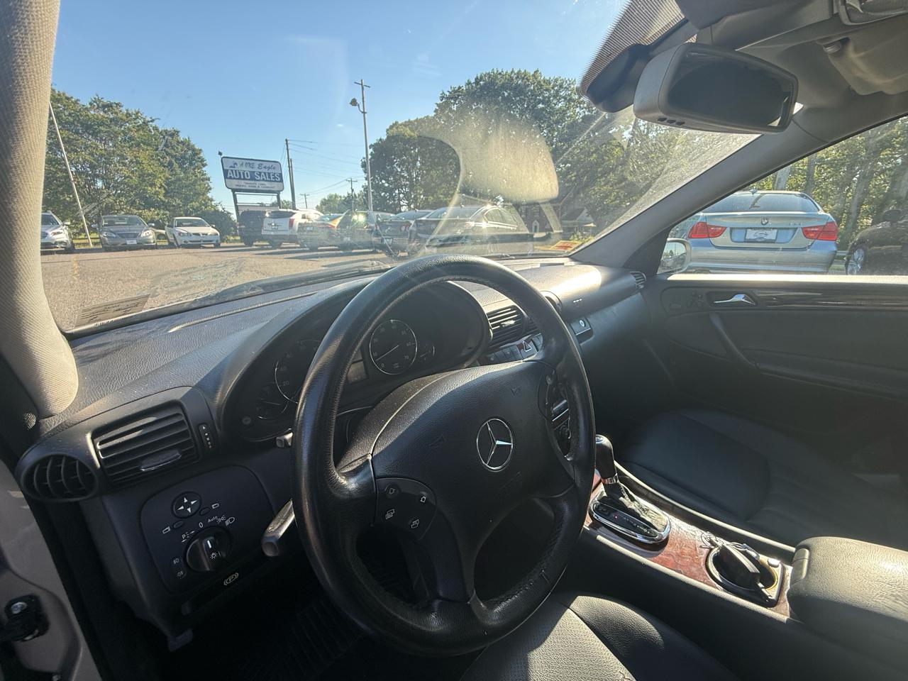 Mercedes-Benz C-Class C280 Luxury Sedan 4Matic 2007