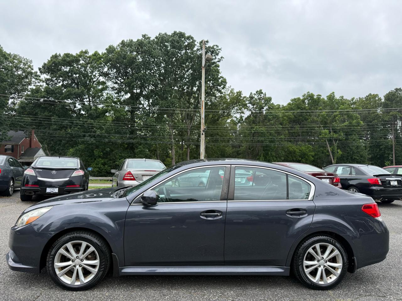 Subaru Legacy 2.5i Premium 2013