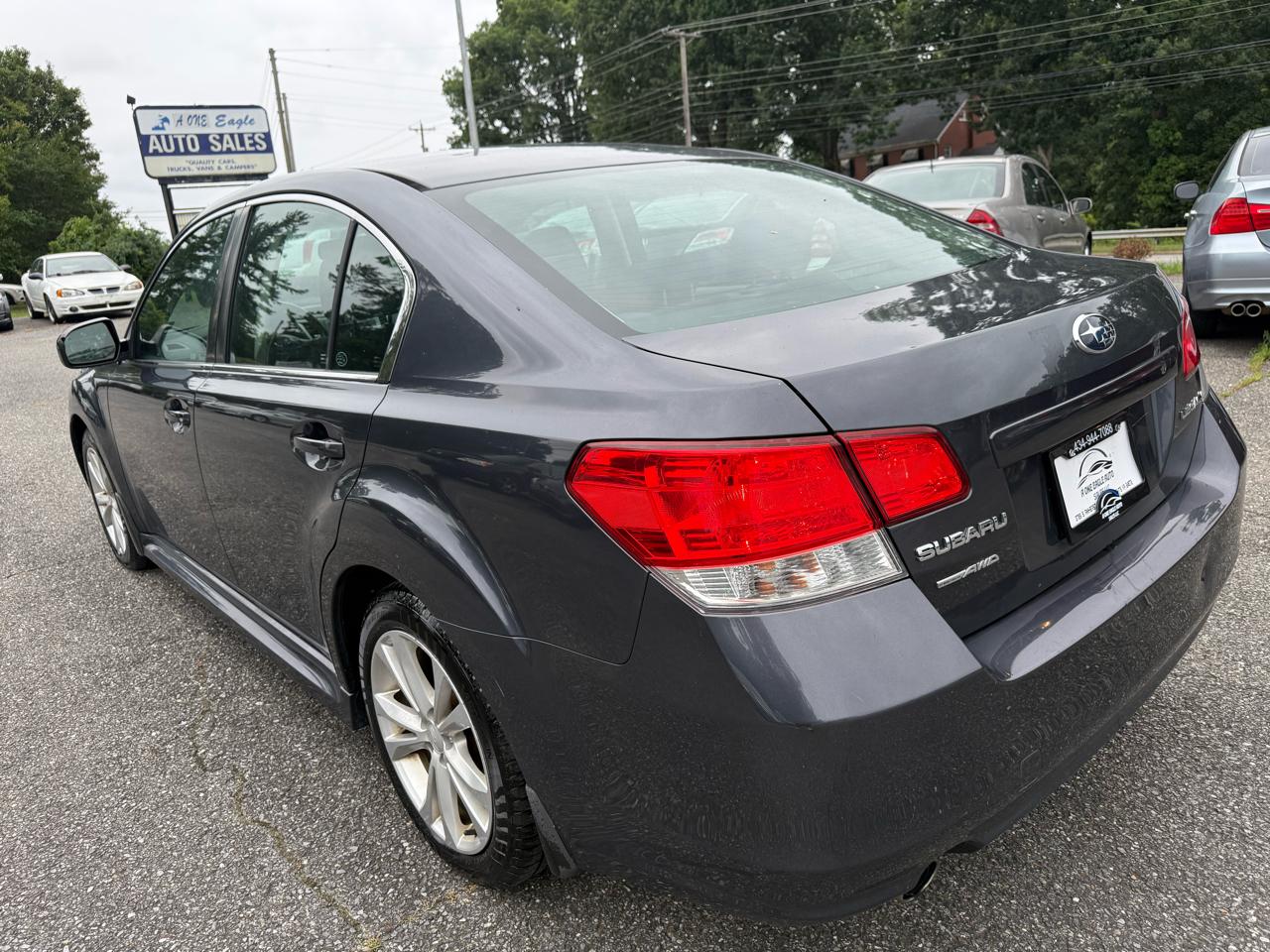 Subaru Legacy 2.5i Premium 2013