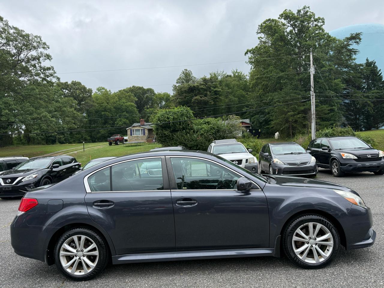 Subaru Legacy 2.5i Premium 2013