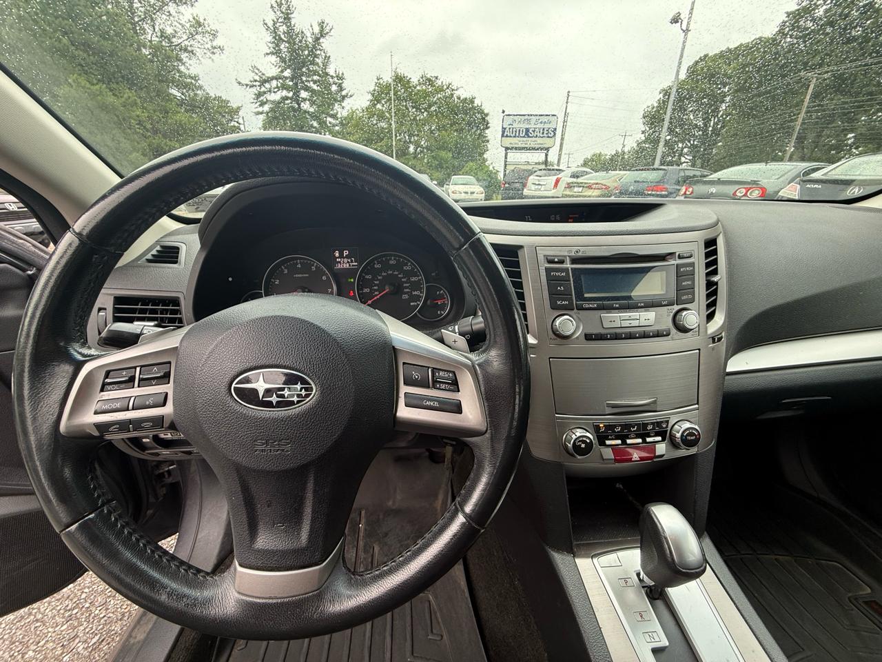 Subaru Legacy 2.5i Premium 2013