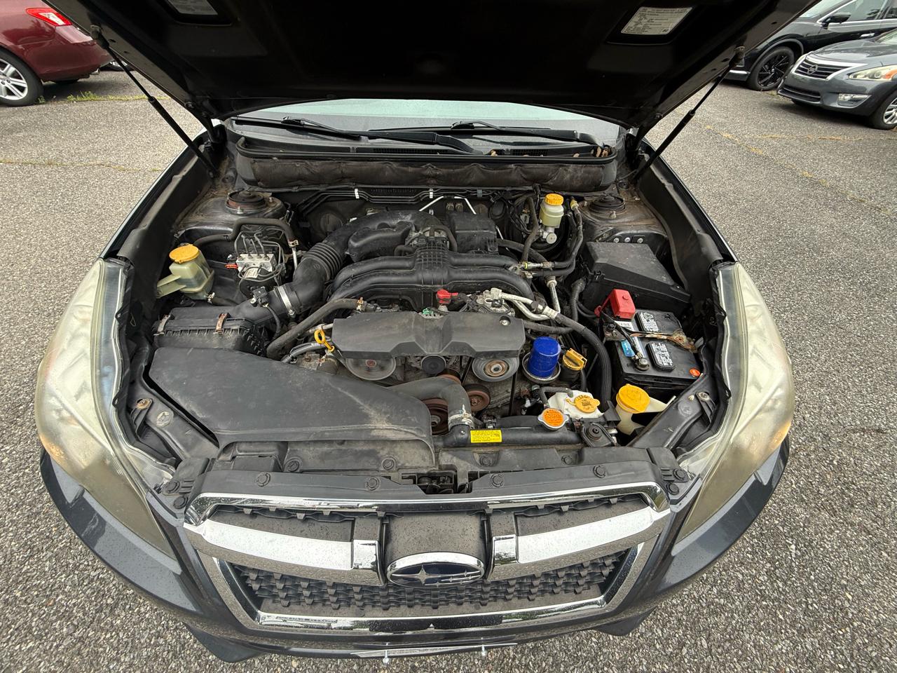 Subaru Legacy 2.5i Premium 2013
