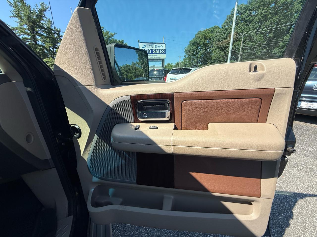 Ford F-150 XLT SuperCrew 5.5-ft. Bed 4WD 2006
