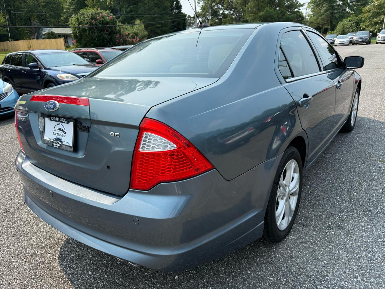 Ford Fusion SE 2012