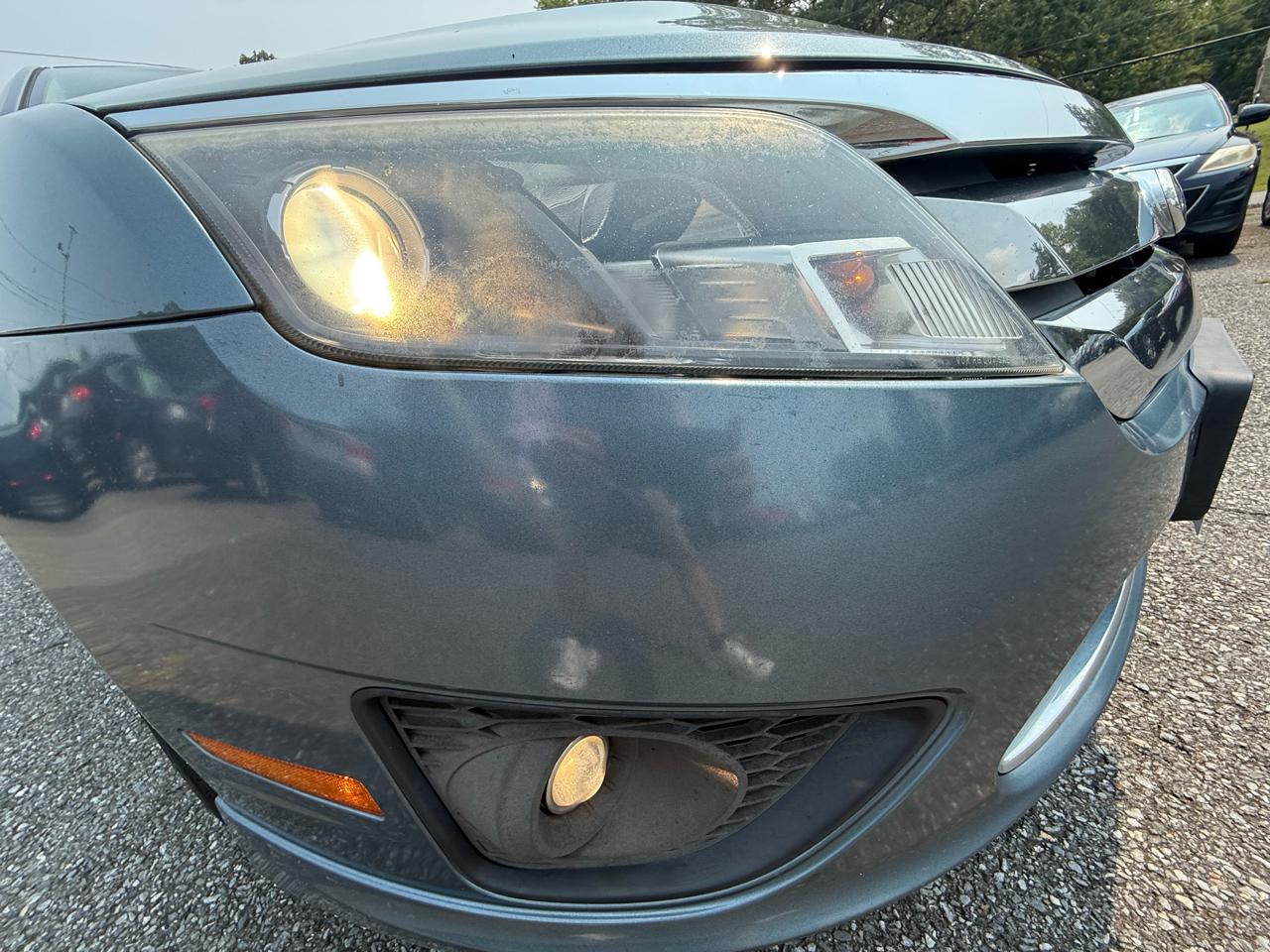Ford Fusion SE 2012
