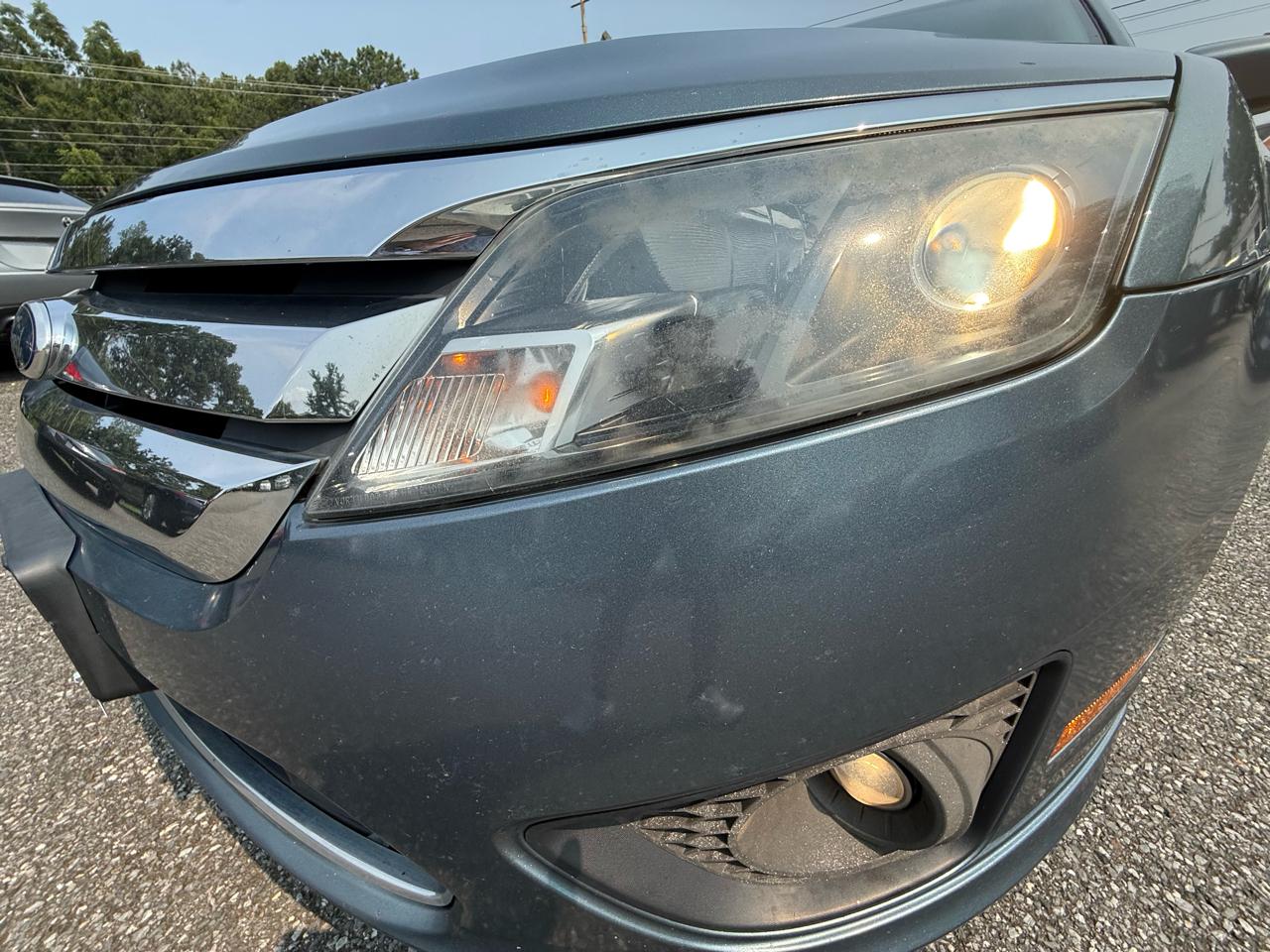 Ford Fusion SE 2012