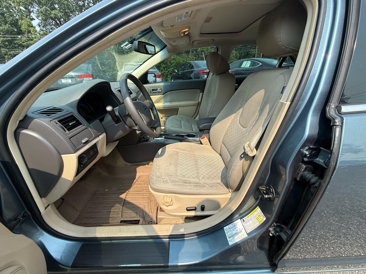 Ford Fusion SE 2012