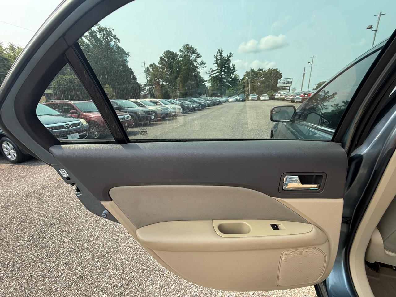 Ford Fusion SE 2012