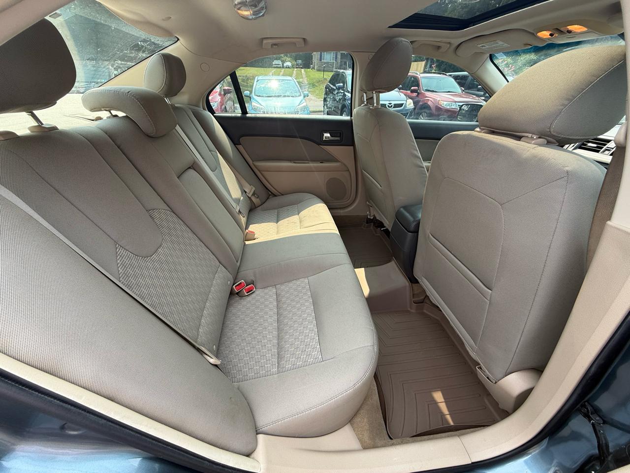 Ford Fusion SE 2012