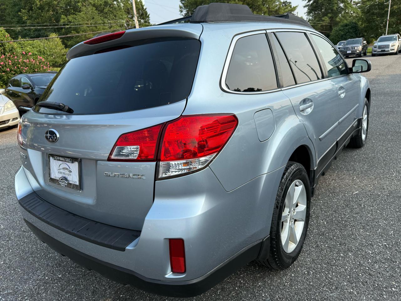 Subaru Outback 2.5i Premium 2013