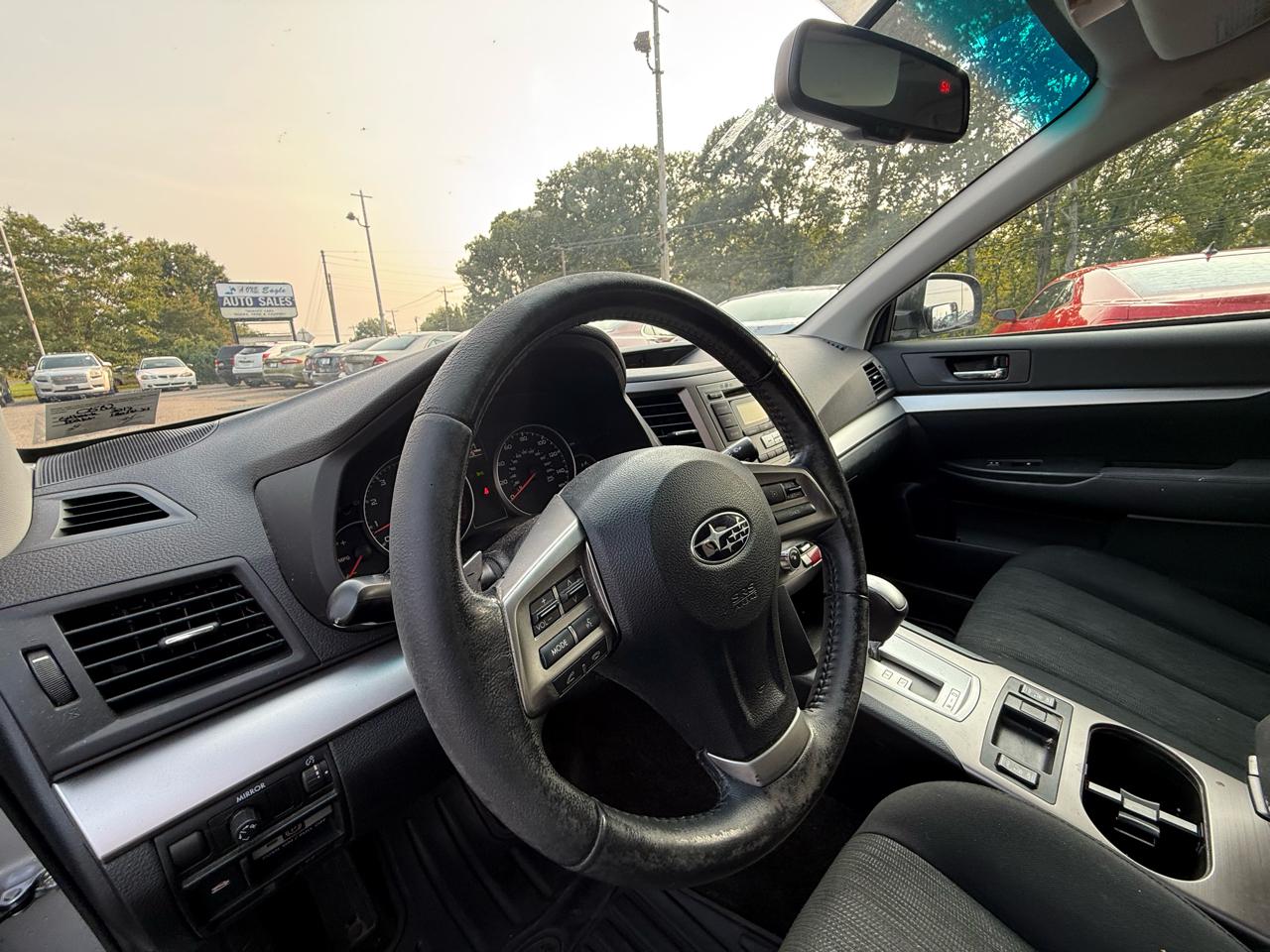 Subaru Outback 2.5i Premium 2013
