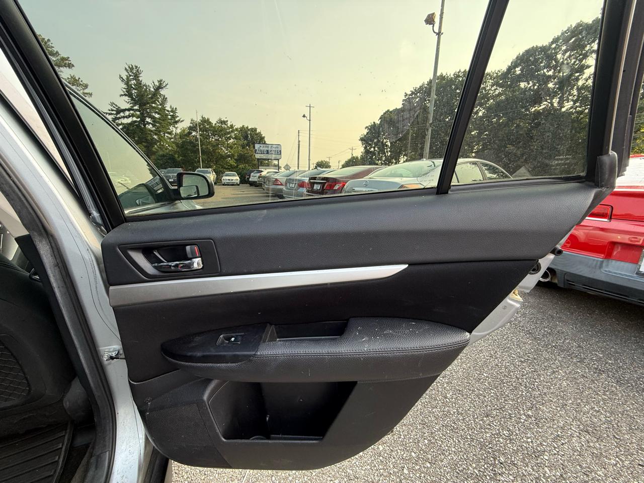 Subaru Outback 2.5i Premium 2013
