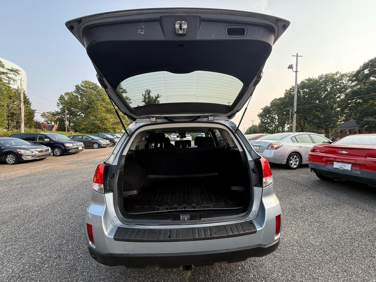 Subaru Outback 2.5i Premium 2013