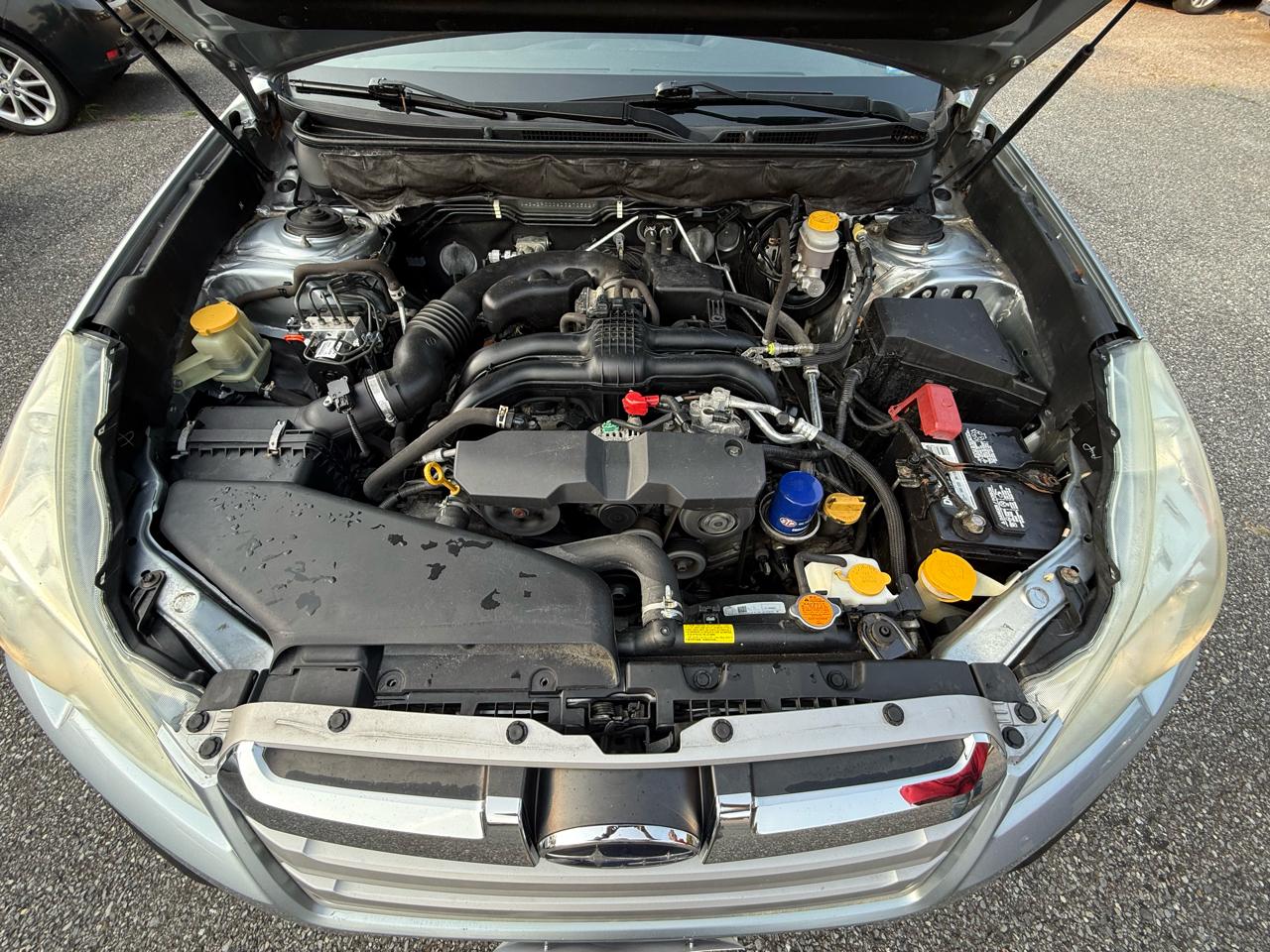 Subaru Outback 2.5i Premium 2013