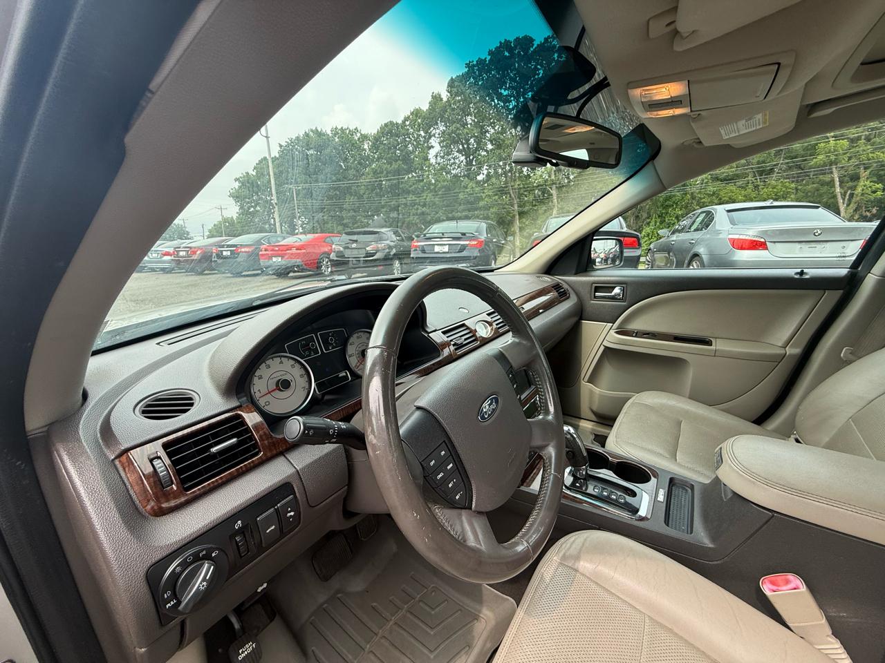Ford Taurus Limited AWD 2008